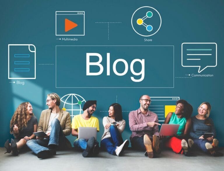 Share Blog Post Effectively to Drive Organic Traffic Concept People Discuss Blog